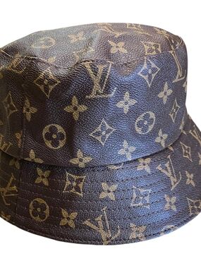 Unisex Bucket Hat in Brown a